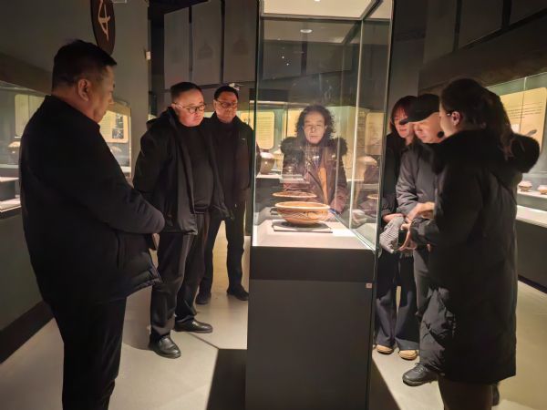 ����Ϊý������ ����������С����෽Я�ָ������ݲ��չݣ��ݲ���ݣ���չ����ѧϰ